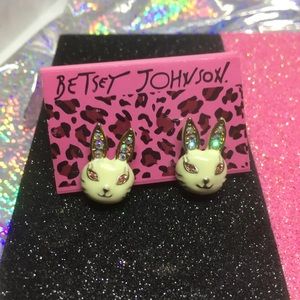 🐰🐇Betsey Johnson Bunny Earrings🐇🐰